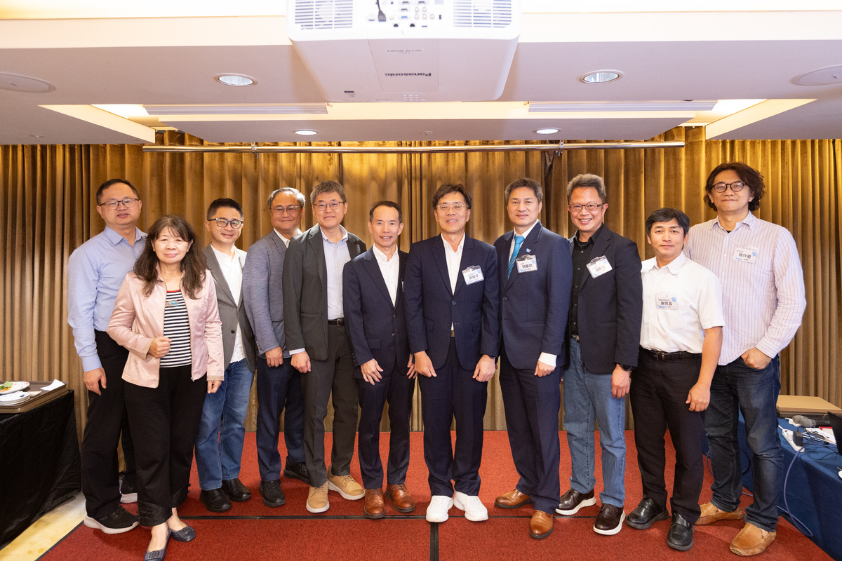 中山大學新竹校友會新任第二屆理監事合影(另開新視窗/jpg檔)圖片