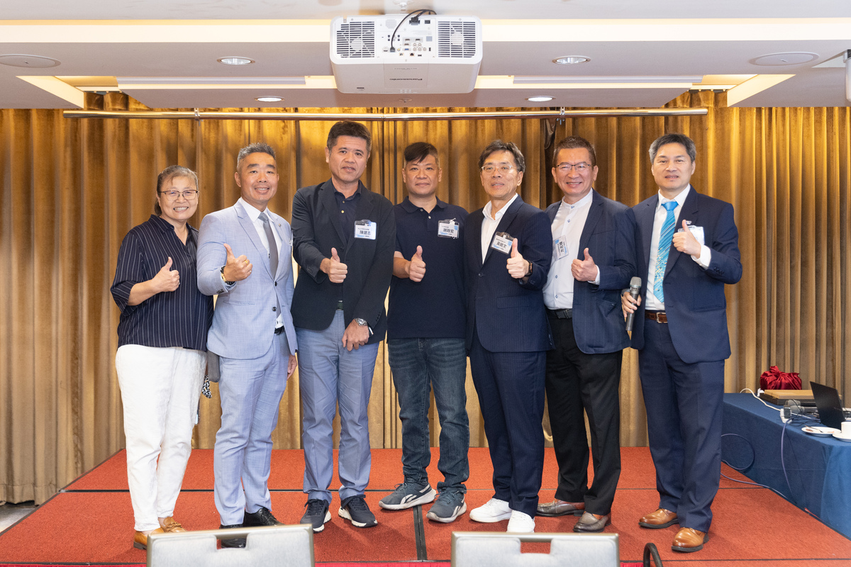 校友總會及高雄、台南、屏東各校友會理事長(另開新視窗/jpg檔)圖片