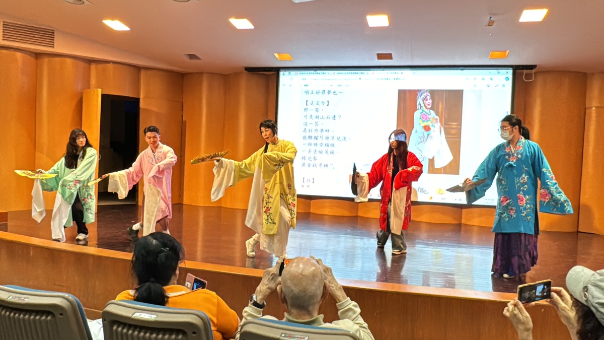學生跟學(另開新視窗/jpg檔)圖片
