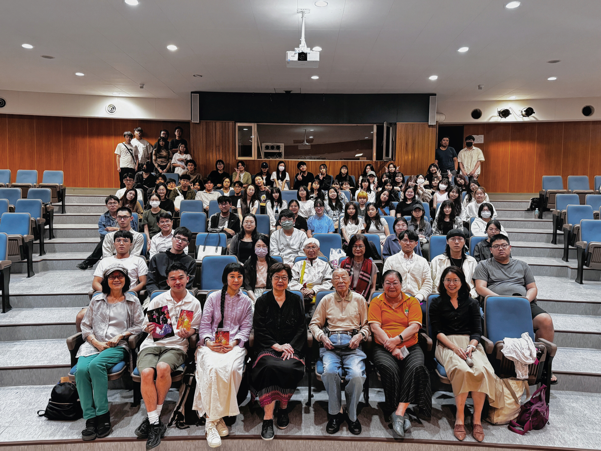 「紅樓夢中戲、戲裡夢紅樓」講座合影(另開新視窗/jpg檔)圖片