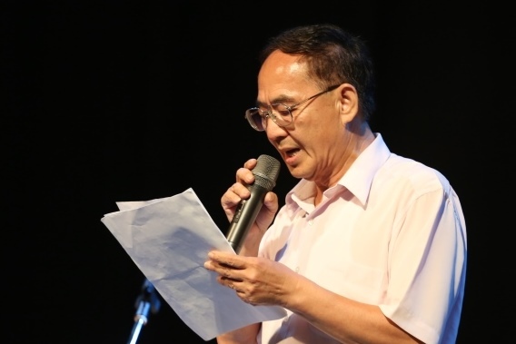 曾擔任殯葬管理所長的雨弦分享詩作心境(另開新視窗/jpg檔)圖片
