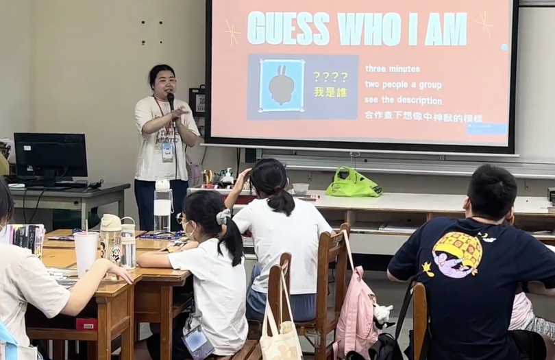 多元實作啟發學習自信　中山大學攜鹽埕、苓雅國中推雙語教學營隊