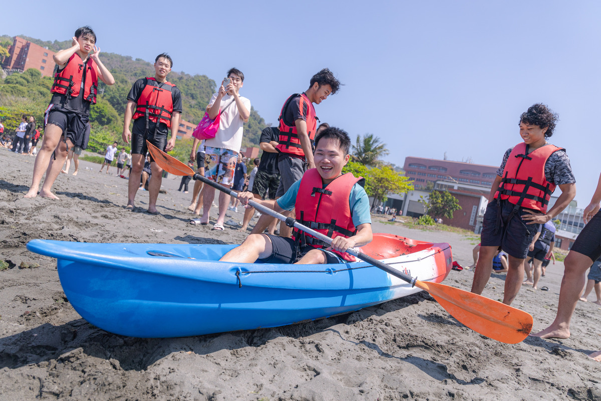 中山大學創意進場秀　總務處醫學院劇藝系奪冠(另開新視窗/jpg檔)圖片