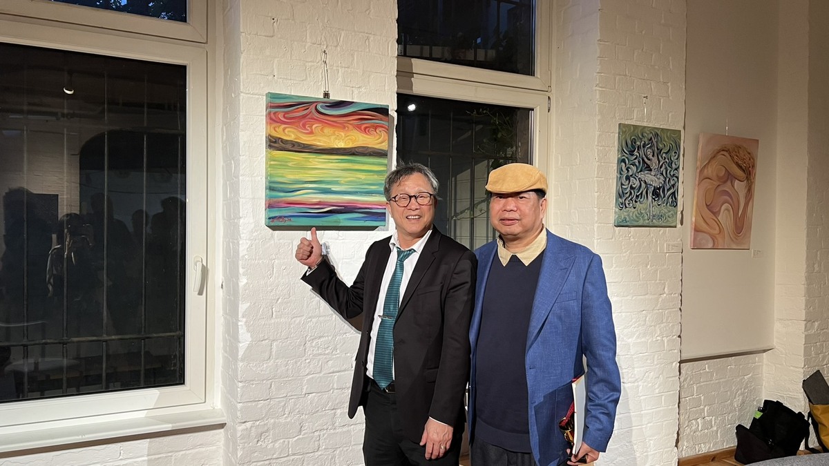 西灣學院王以亮教授德國柏林克特·姆赫哈波特博物館《微碼之光──新存在主義藝術》展出作品(另開新視窗/jpg檔)圖片