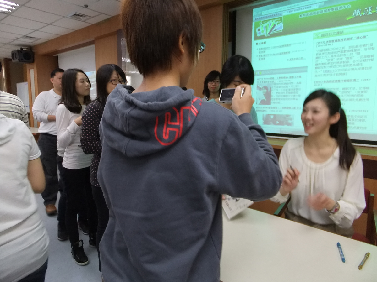 三立資深記者帶你一同聊是非、寫新聞(另開新視窗/jpg檔)圖片