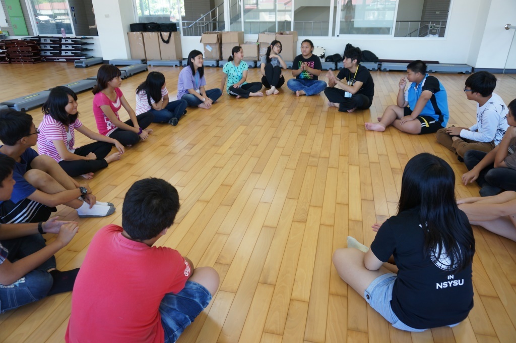 史懷哲計畫走出校園  中山大學師培生暑期服務(另開新視窗/jpg檔)圖片