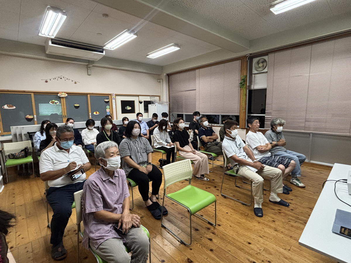 於蛎瀨集落中心舉行成果發表會，與居民交流討論(另開新視窗/jpg檔)圖片