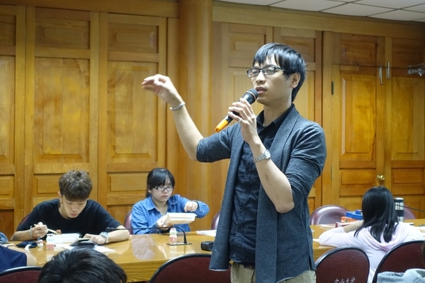 戀愛缺乏安全感？  海苔熊：訊息在語意之外(另開新視窗/jpg檔)圖片
