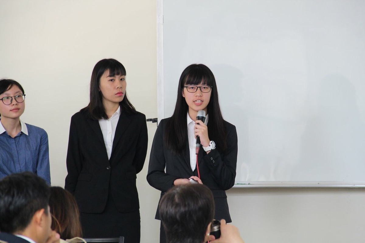 T4商業個案競賽  中山企管團隊奪銀(另開新視窗/jpg檔)圖片