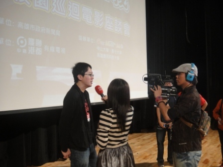導演受訪(另開新視窗/jpg檔)圖片