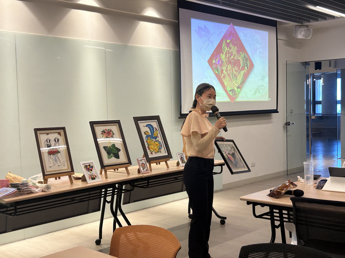 越南藝術創作者阮氏雪(另開新視窗/jpg檔)圖片