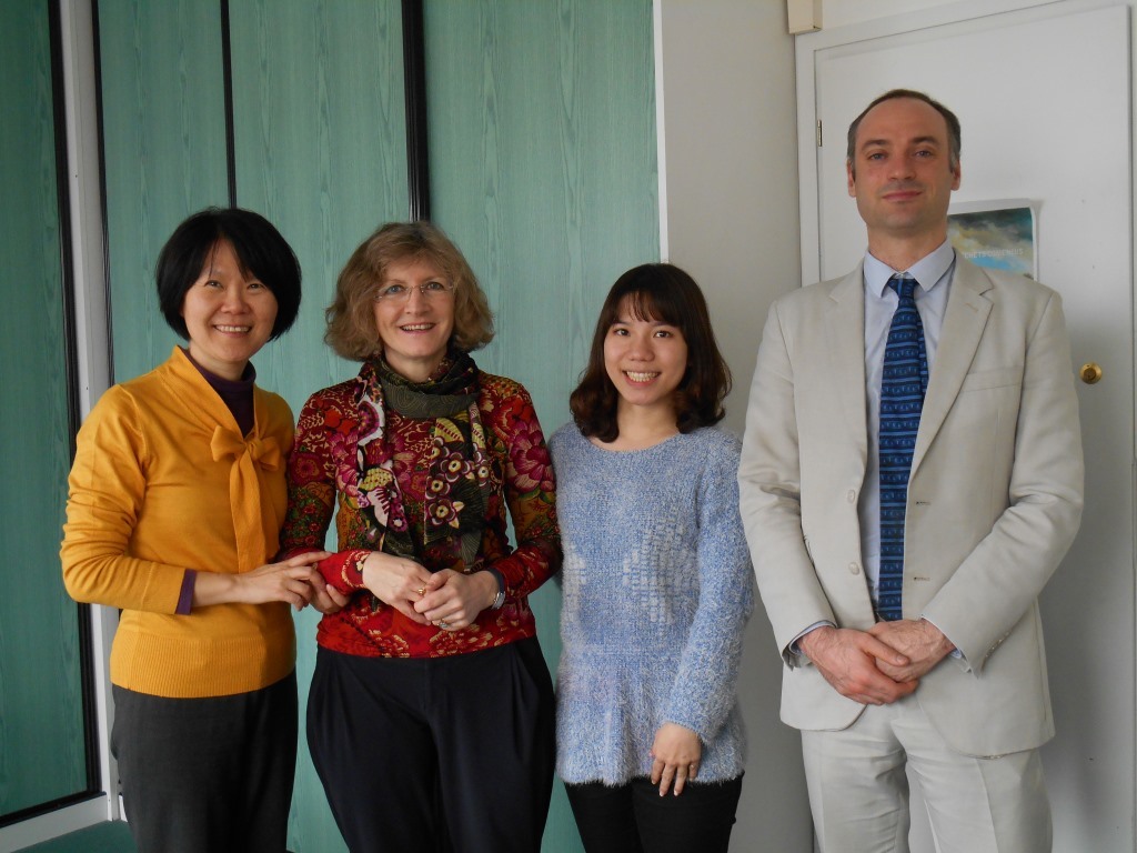 DAREIC波爾多區國際處長Delory先生及波爾多區督學Bordas女士留影(另開新視窗/jpg檔)圖片