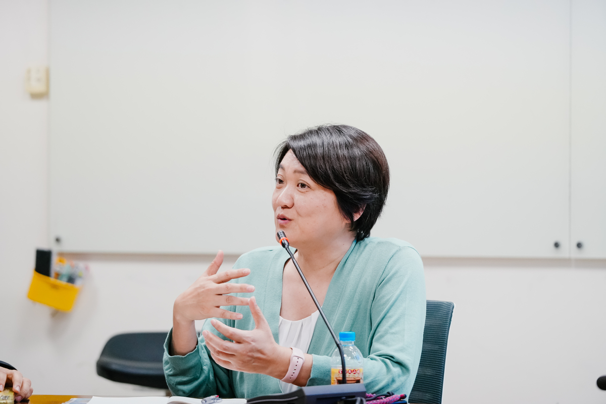 京都大學落合知帆准教授於課堂上分享日本傳統治水智慧。攝／張嘉和(另開新視窗/jpg檔)圖片