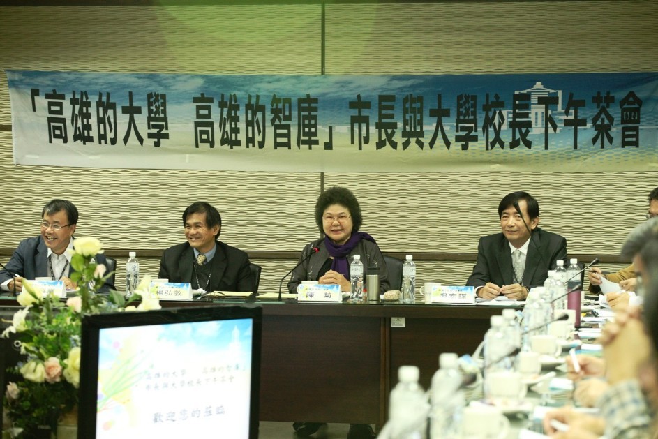 高市校長與市長座談茶敘(另開新視窗/jpg檔)圖片