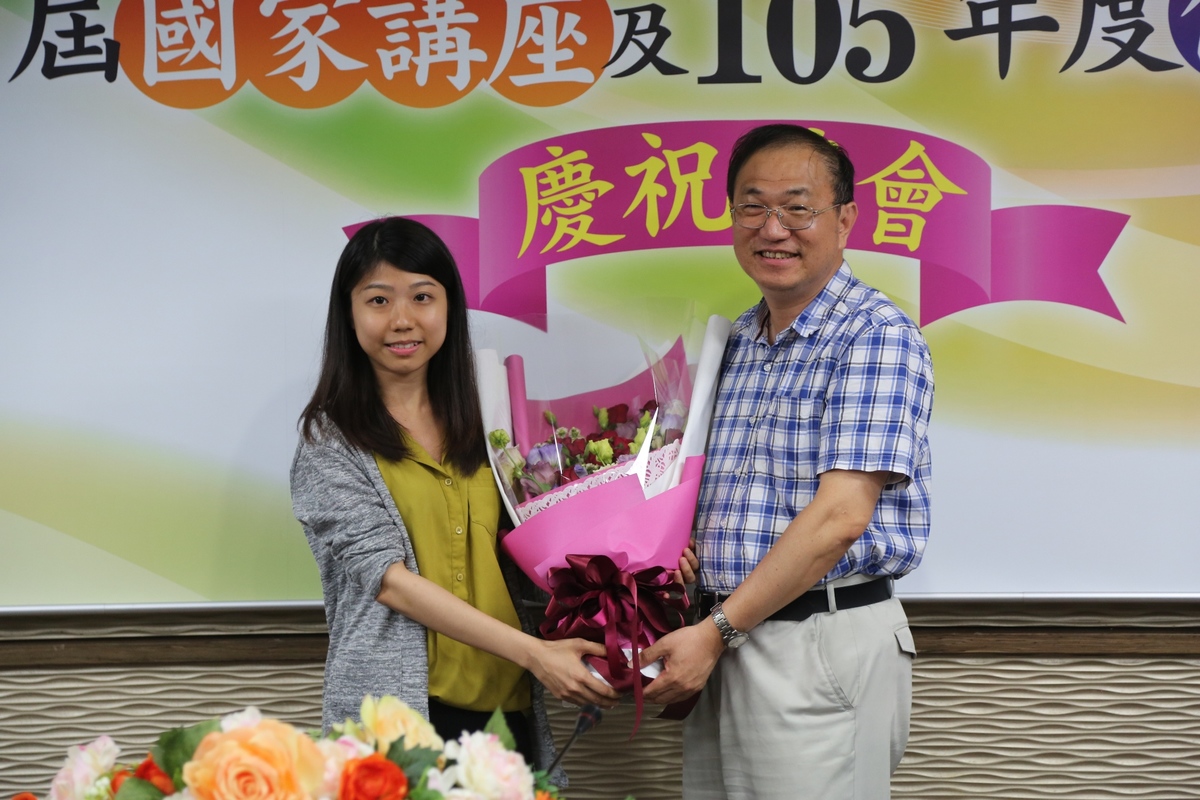 翁金輅獲國家講座  洪慶章、張鼎張、劉承宗奪傑出研究獎(另開新視窗/jpg檔)圖片