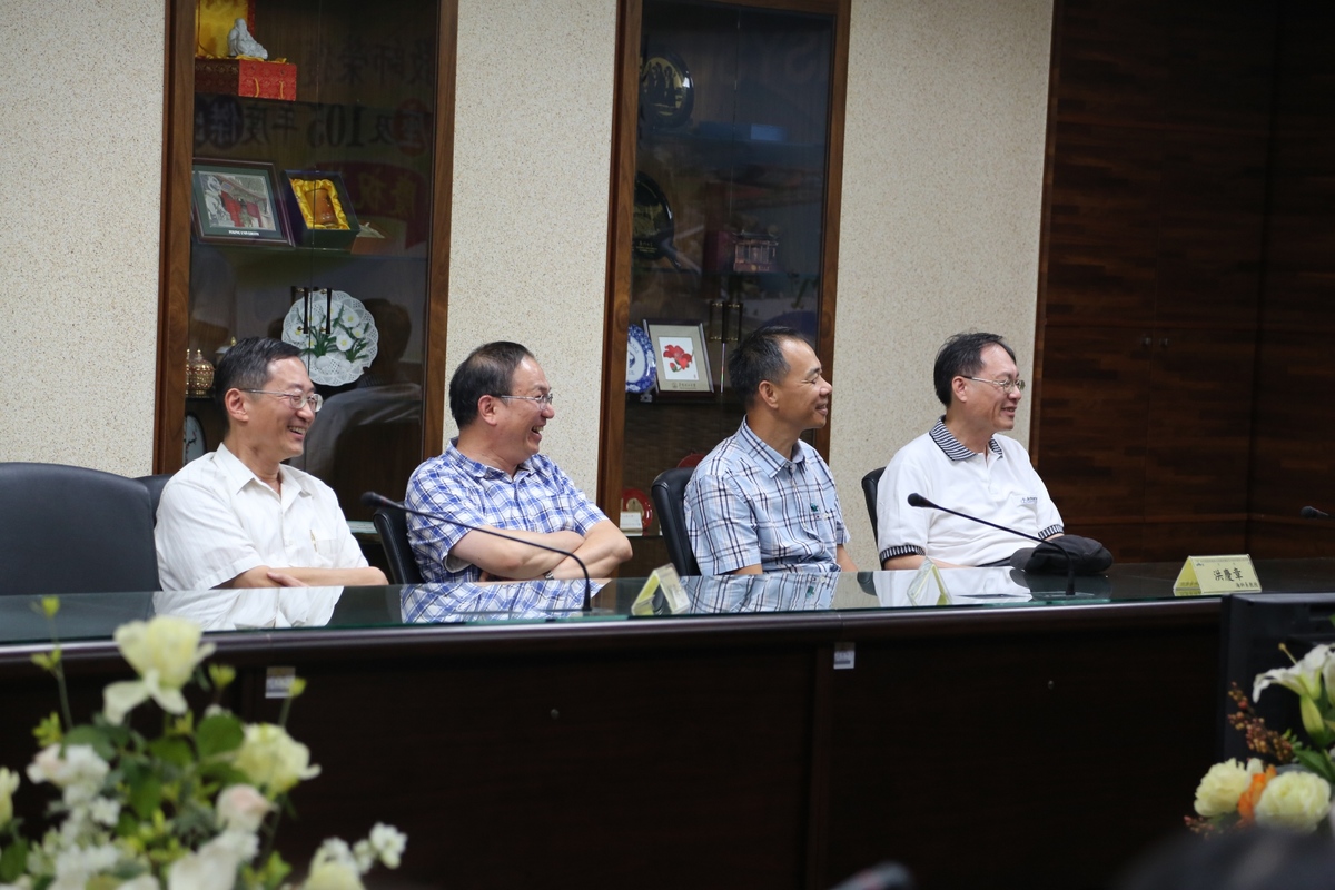 翁金輅獲國家講座  洪慶章、張鼎張、劉承宗奪傑出研究獎(另開新視窗/jpg檔)圖片