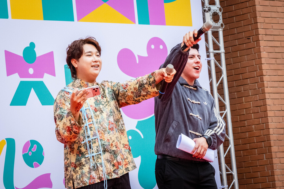 國際文化嘉年華點亮中山　11國美食14國演出打造校園地球村(另開新視窗/jpg檔)圖片