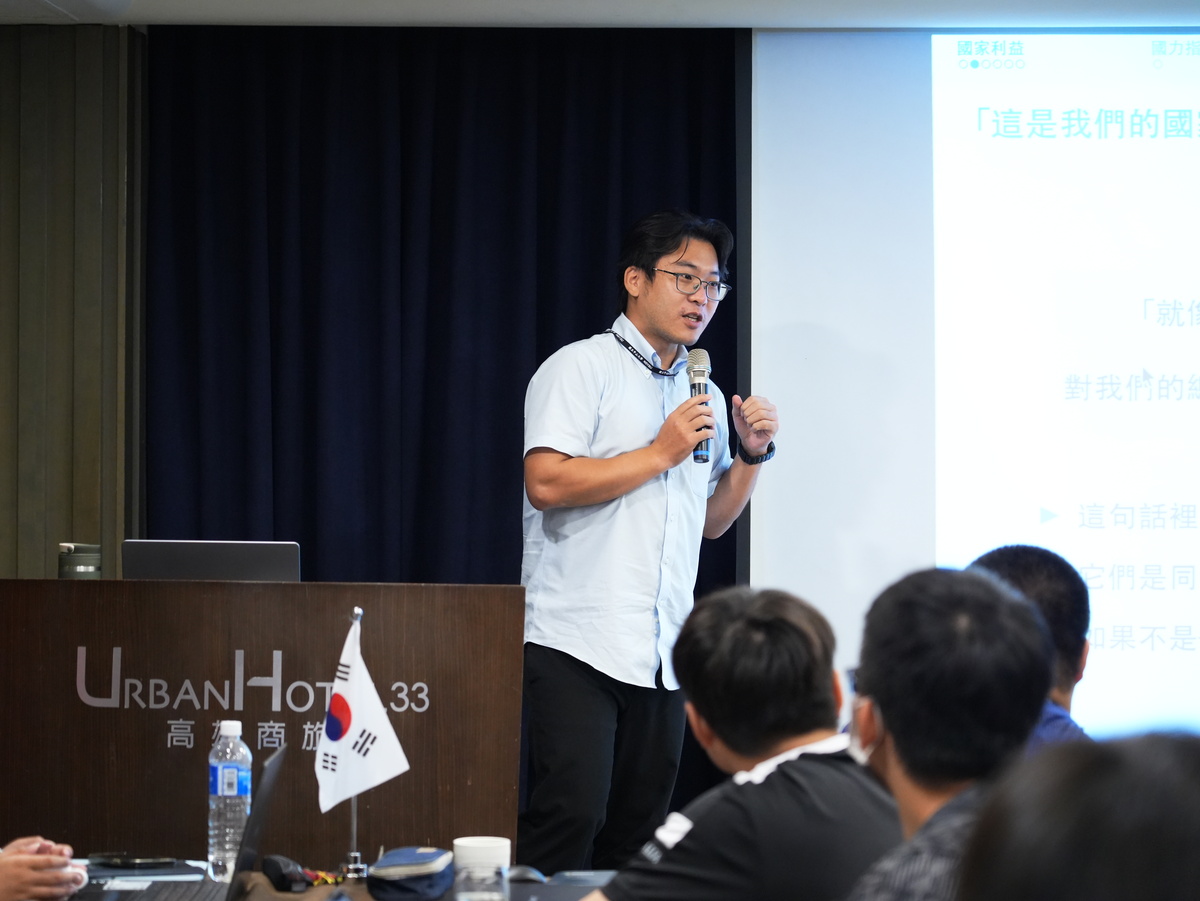 中山大學政治學研究所副教授黃韋豪(另開新視窗/jpg檔)圖片