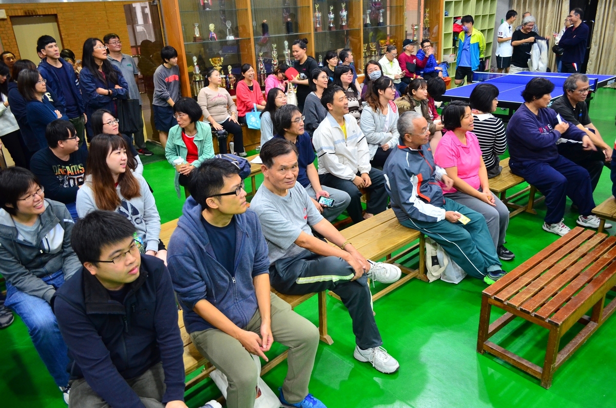 擊出新春好運 2018菜鳥盃桌球賽熱血開打(另開新視窗/jpg檔)圖片