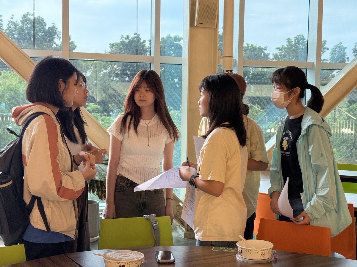 三校學生交流對屏東西市場的觀察心得(另開新視窗/jpeg檔)圖片