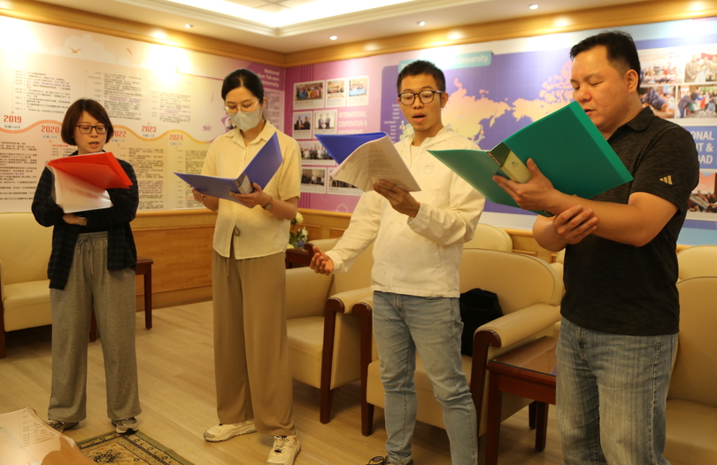 行政團隊唱出國際力！　中山大學打造最有感雙語校園