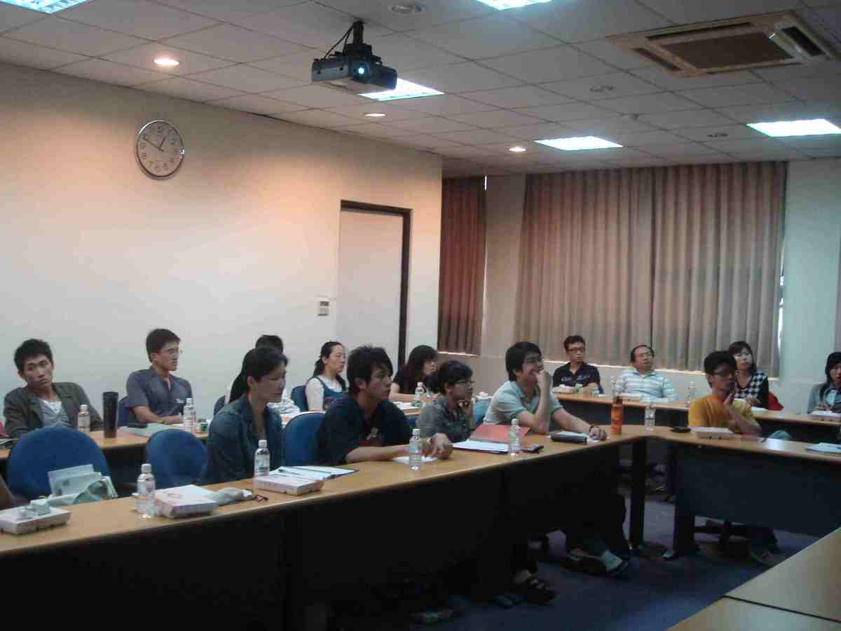 PhD出國交換經驗分享座談會(另開新視窗/jpg檔)圖片