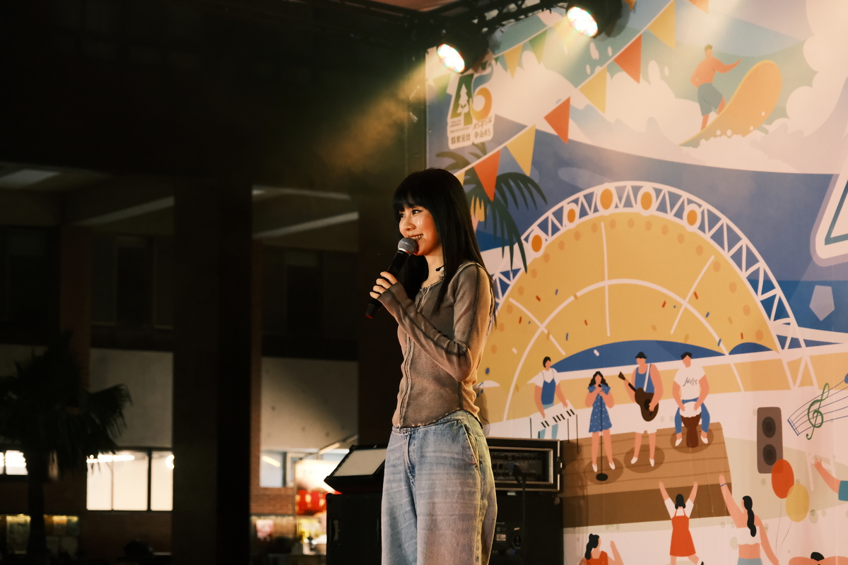 中山大學45週年校慶演唱會(另開新視窗/jpg檔)圖片