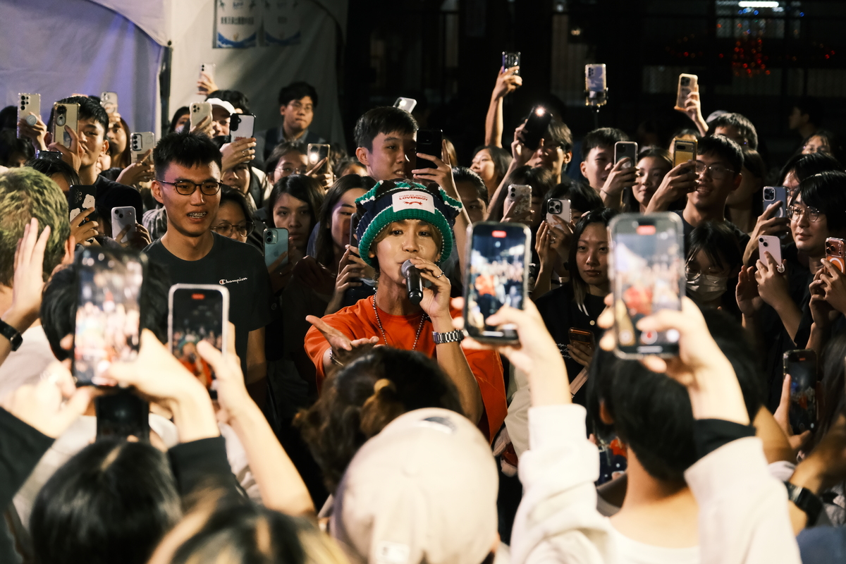 中山大學45週年校慶演唱會(另開新視窗/jpg檔)圖片