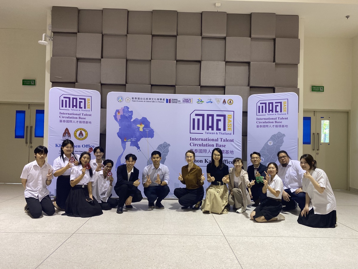 中山大學與孔敬大學雙方工作人員合影，未來將成為促進台泰高等教育進一步合作的最佳夥伴。(另開新視窗/jpg檔)圖片