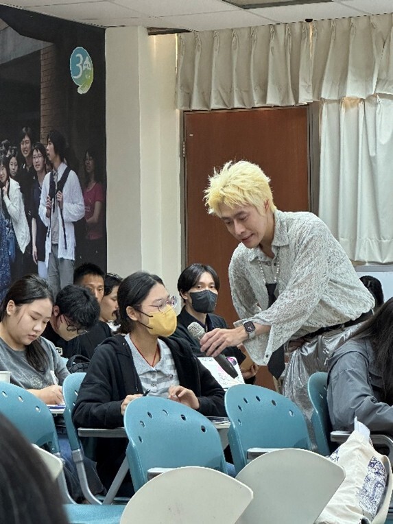 陳柏青演講(另開新視窗/jpg檔)圖片