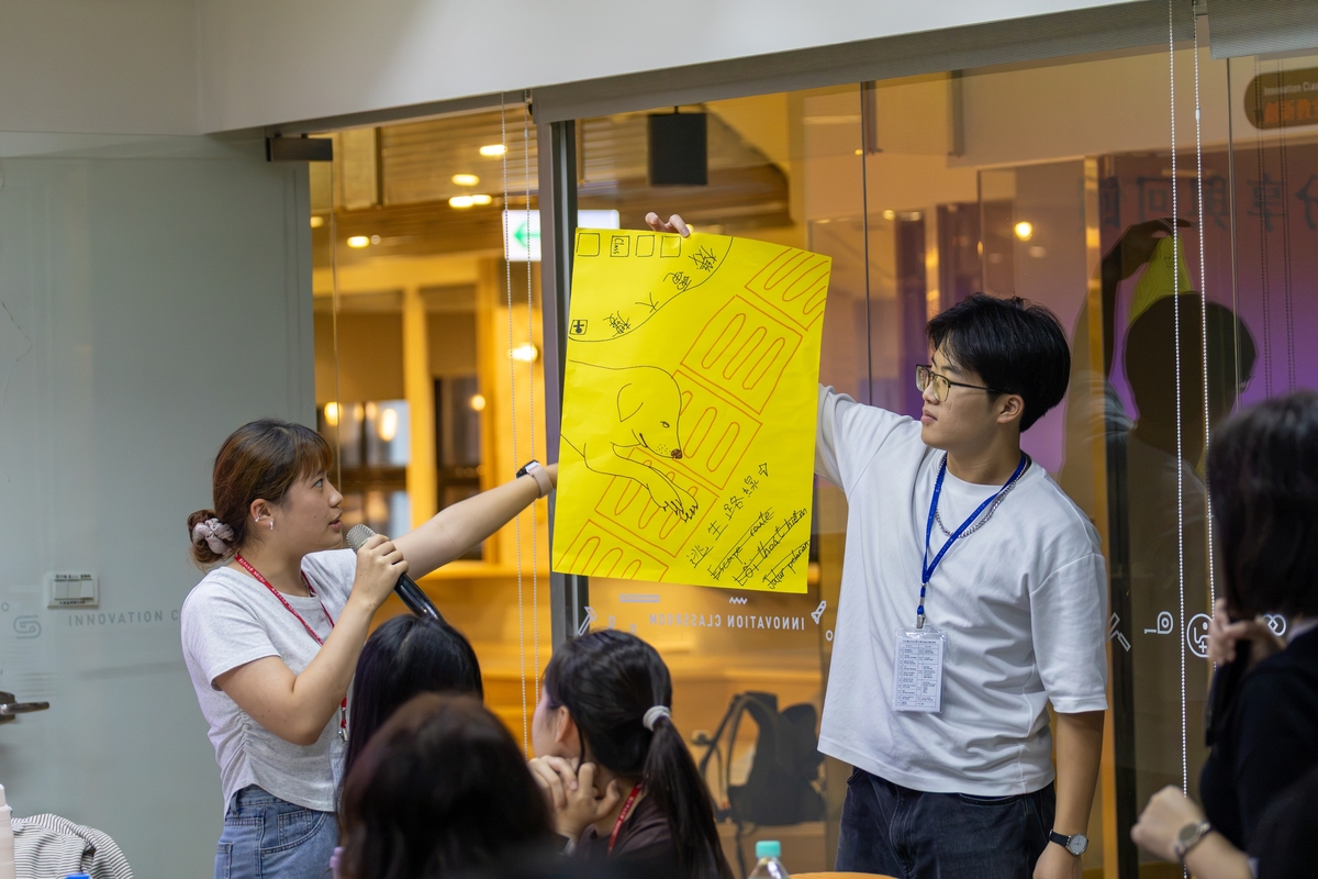 學員變隊輔傳承大學第一課　中山大學「世界候機室」開啟國際視野(另開新視窗/jpg檔)圖片