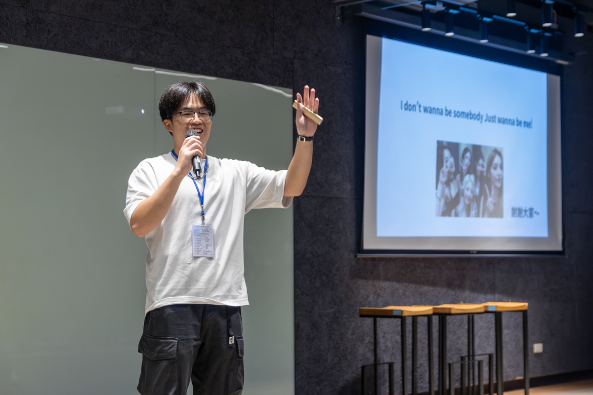 學員變隊輔傳承大學第一課　中山大學「世界候機室」開啟國際視野(另開新視窗/jpg檔)圖片