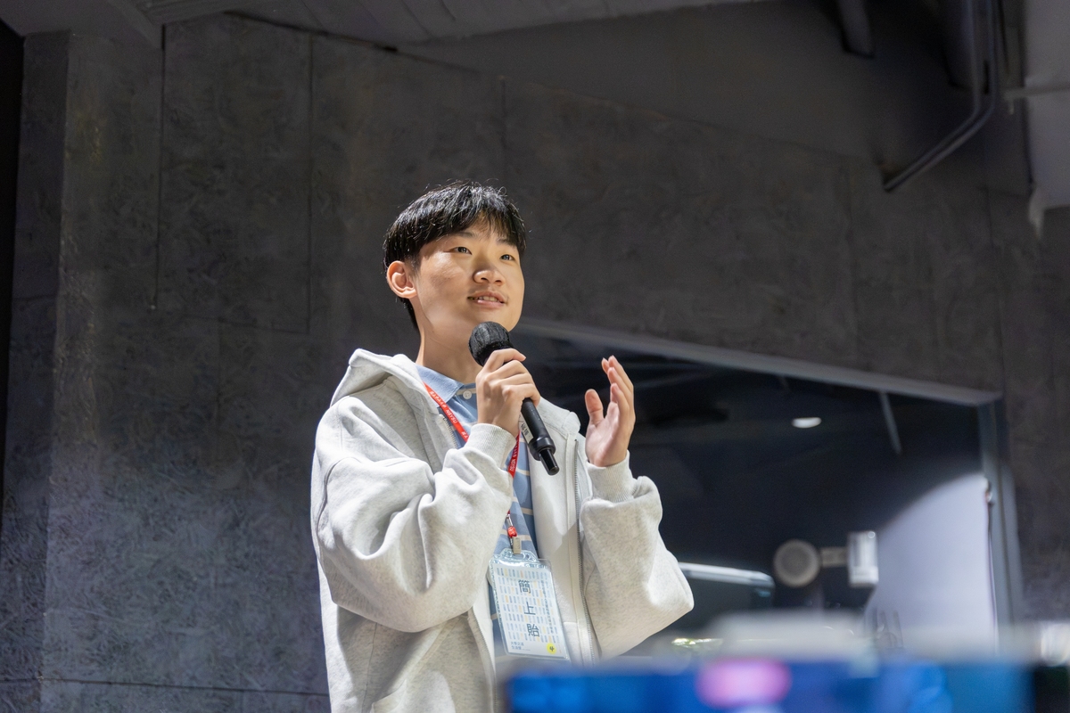 學員變隊輔傳承大學第一課　中山大學「世界候機室」開啟國際視野(另開新視窗/jpg檔)圖片