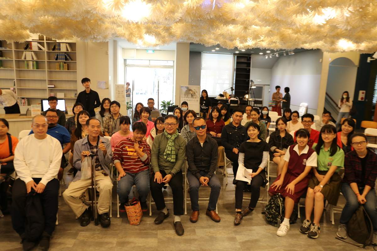 講座合影(另開新視窗/jpg檔)圖片