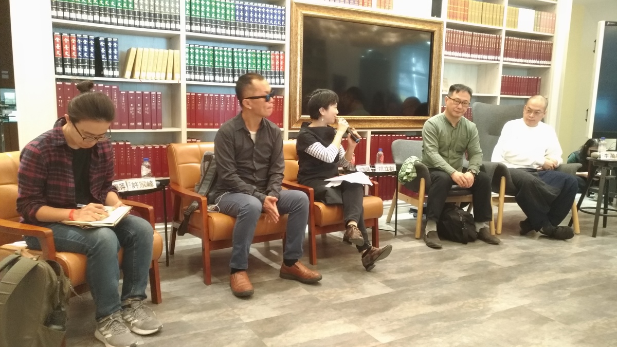 文化平權講座「沒有障礙的身體，只有障礙的社會－從藝術思維談社會參與」，左起陳慧萍、許家峰、何怡璉、姚立群、李萬鏗(另開新視窗/jpg檔)圖片