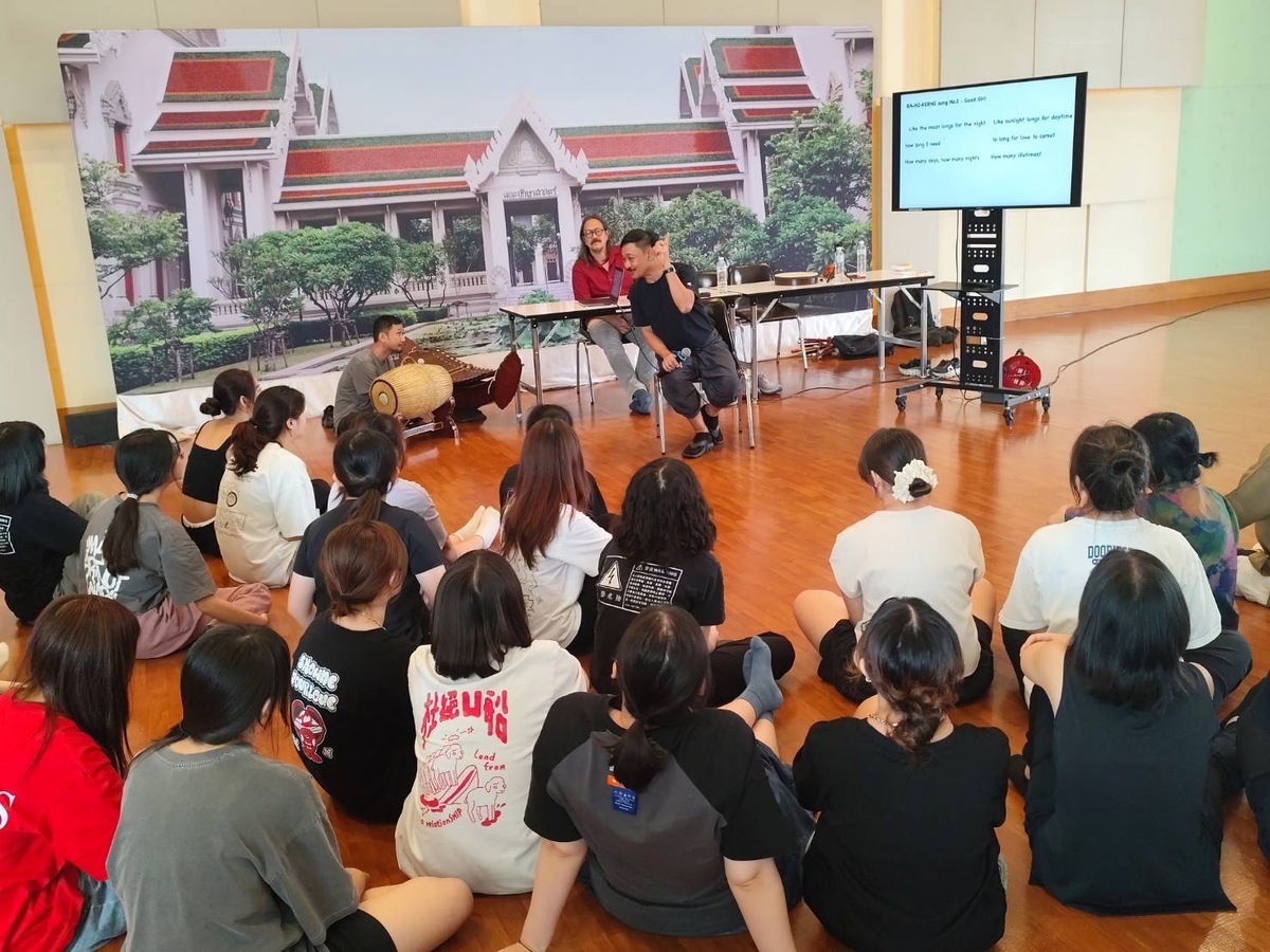 劇藝系泰國朱拉隆功大學移地教學分享(另開新視窗/jpg檔)圖片