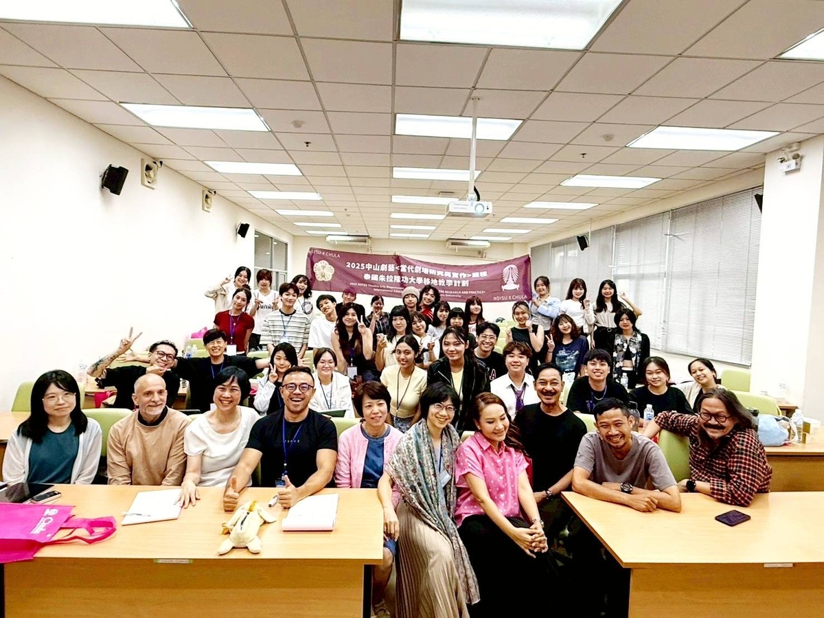劇藝系泰國朱拉隆功大學移地教學分享(另開新視窗/jpg檔)圖片