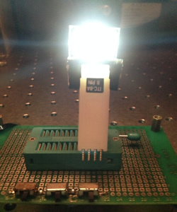 邁向頂尖大學計畫系列報導之十三》中山大學研發可撓式OLED  手機電腦捲進口袋(另開新視窗/jpg檔)圖片