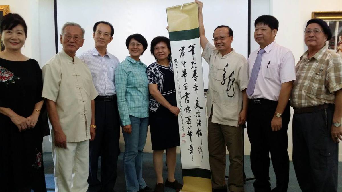 鄧枝龍大師致贈墨寶(另開新視窗/jpg檔)圖片