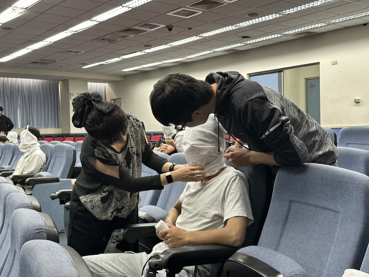 強化學生健康意識　西灣學院推動菸害防制與急救技能(另開新視窗/jpg檔)圖片