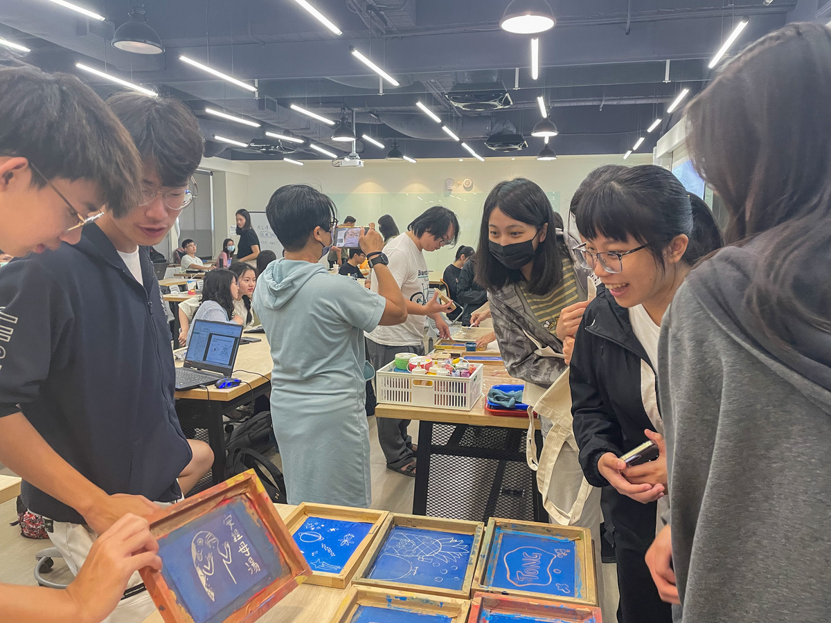 創意實踐落地　人科課程聯手創客小棧自造體驗(另開新視窗/jpg檔)圖片