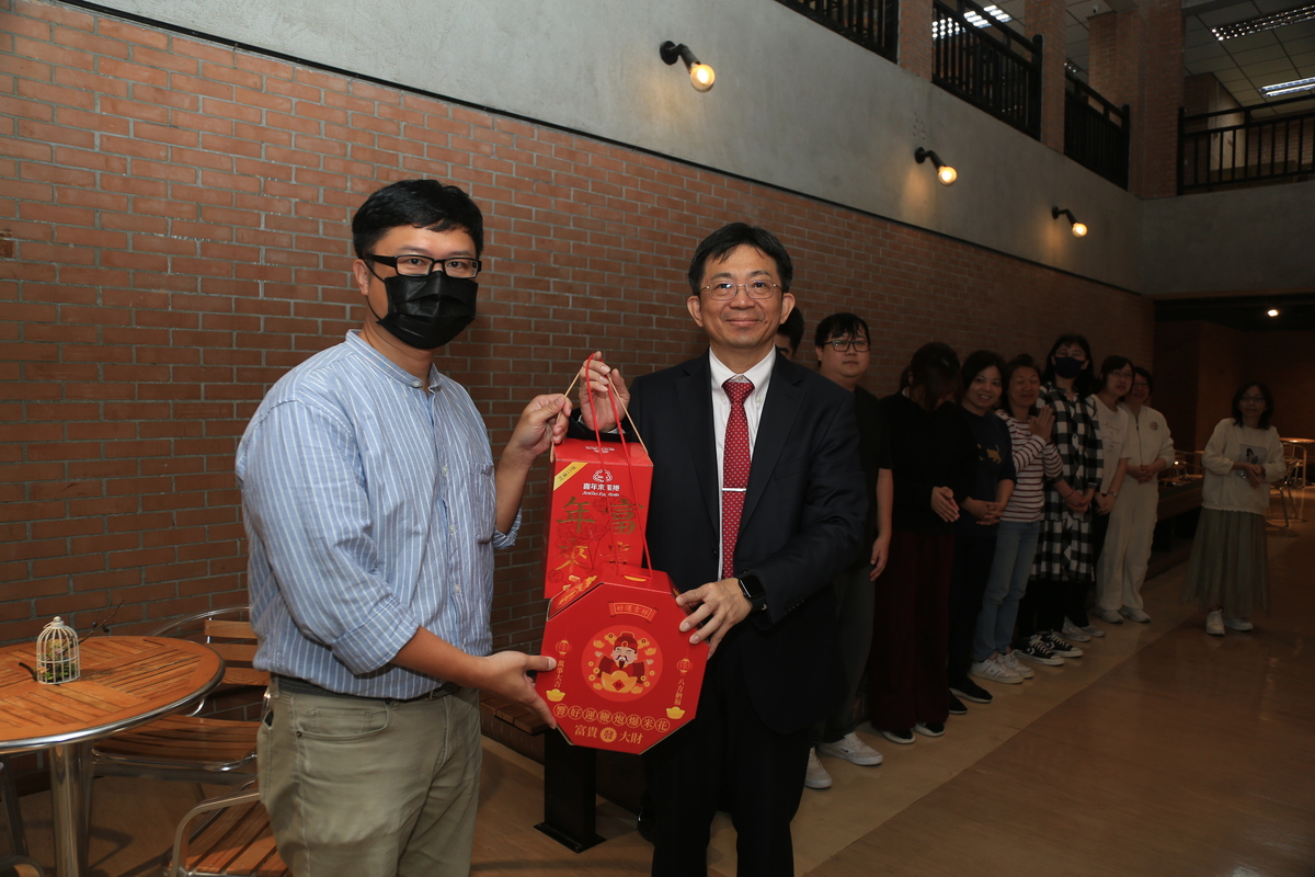 學務(另開新視窗/jpg檔)圖片