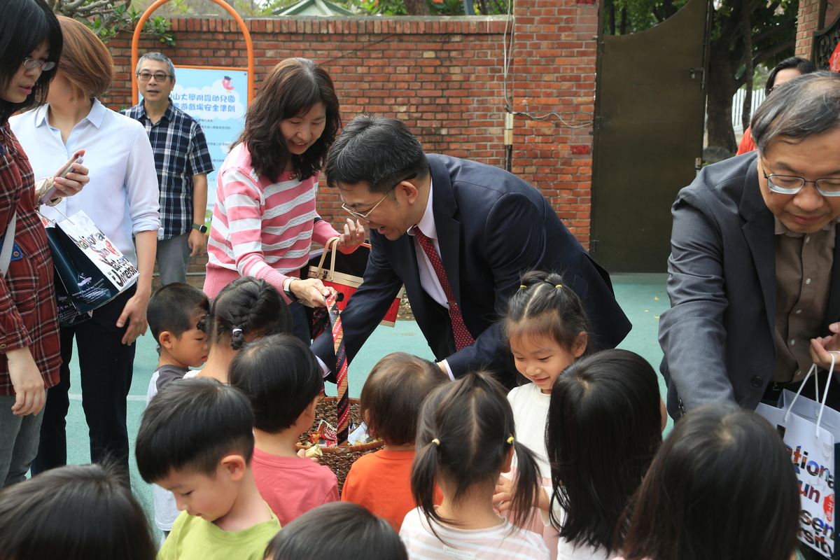 幼兒園(另開新視窗/jpg檔)圖片