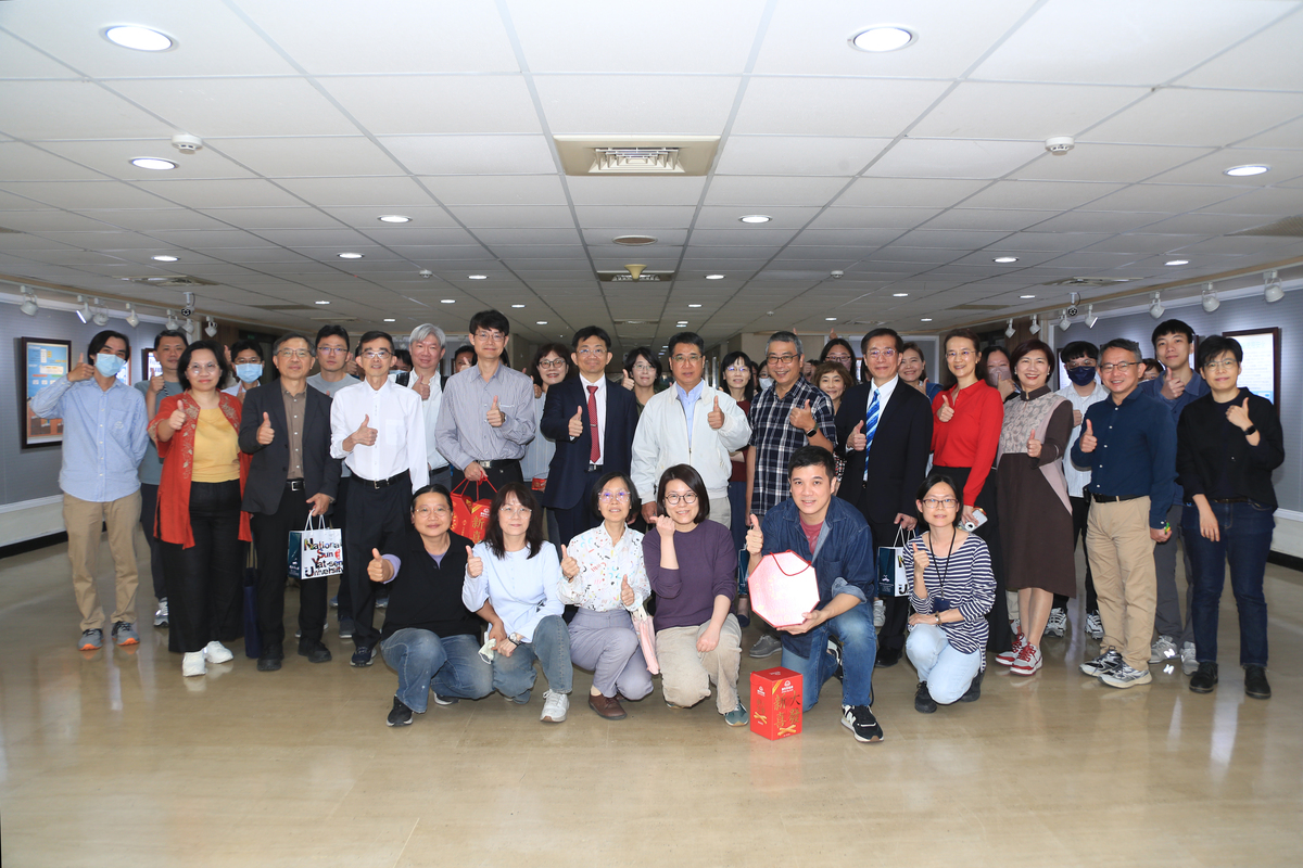 圖資處、醫學院、西灣學院(另開新視窗/jpg檔)圖片