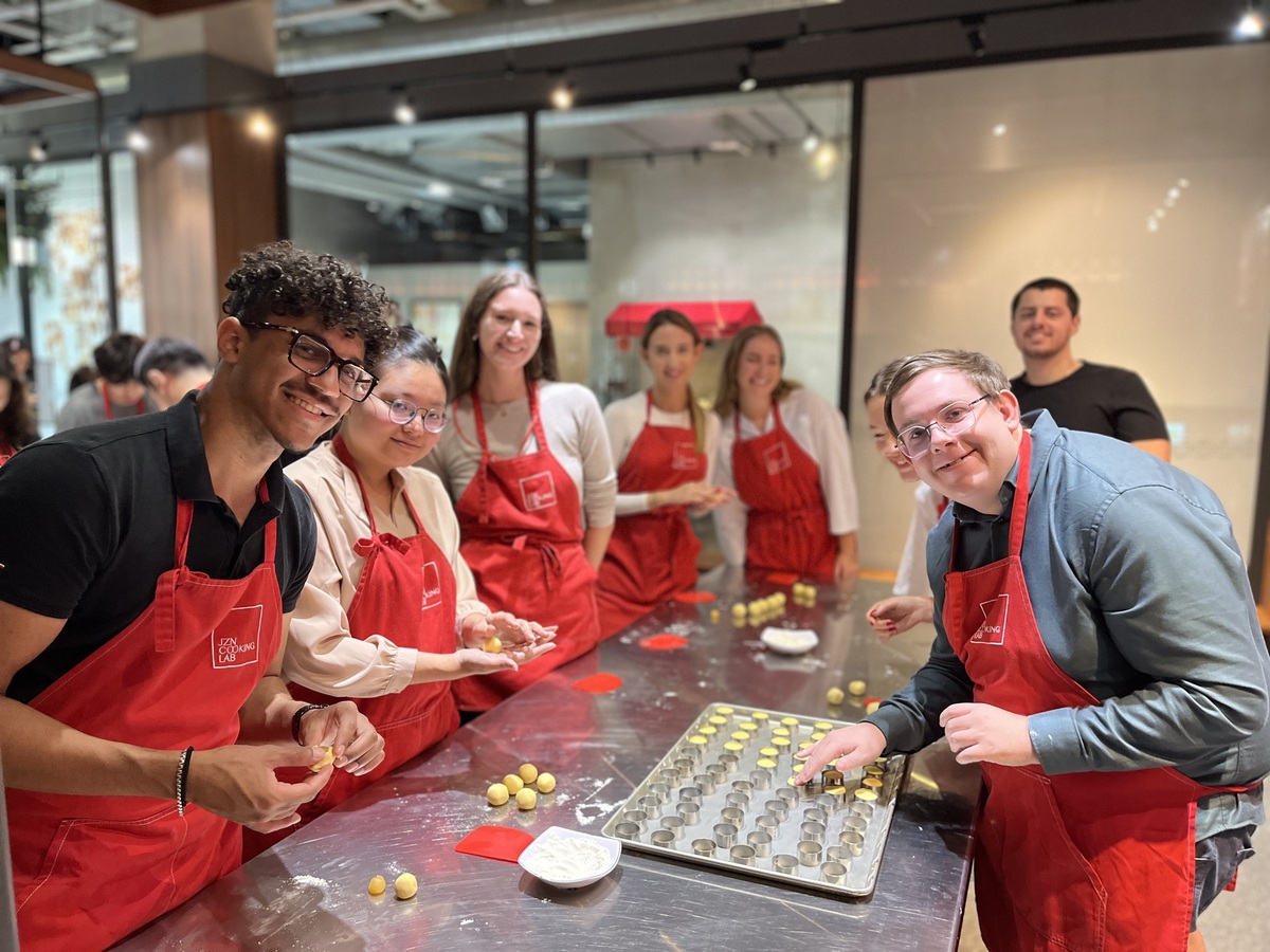 ACT學生體驗手做鳳梨酥(另開新視窗/jpg檔)圖片