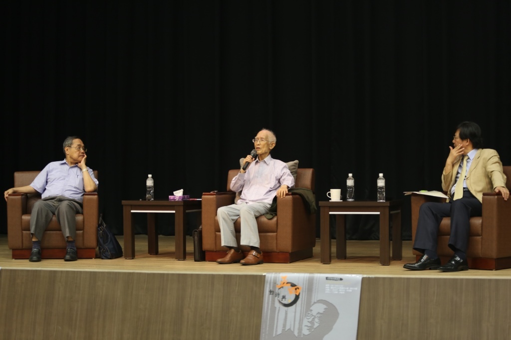 「這是最新的時代」 余光中攜兩大師解構五四(另開新視窗/jpg檔)圖片